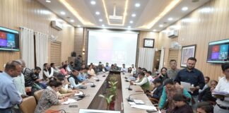 जनता दर्शन में 162 शिकायतें प्राप्त, शिकायतों का समयबद्ध निस्तारण के निर्देश