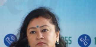 समीक्षा बैठक में ना बुलाया जाना संकीर्ण सोच का परिणाम – गरिमा