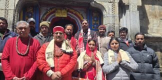 पर्यटन मंत्री सतपाल पहुंचे बद्री-केदार धाम,यात्रा व्यवस्थाओं का लिया विस्तृत जायजा